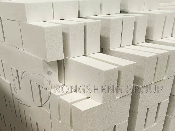 Advantages of Alumina Bubble Bricks
